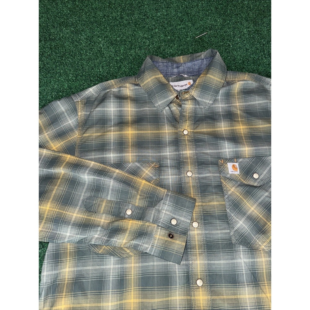 Men's Carhartt Relax Fit Long Sleeve Button Down Size Medium V2